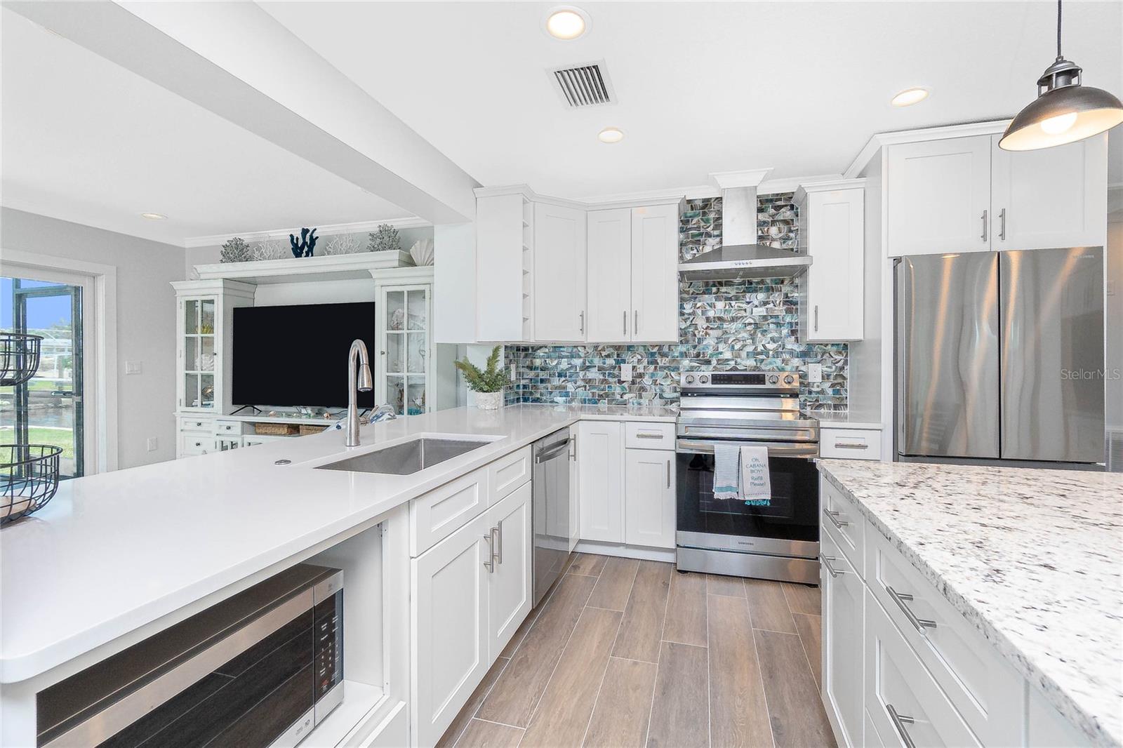 GROVE CITY SHORE - Residential