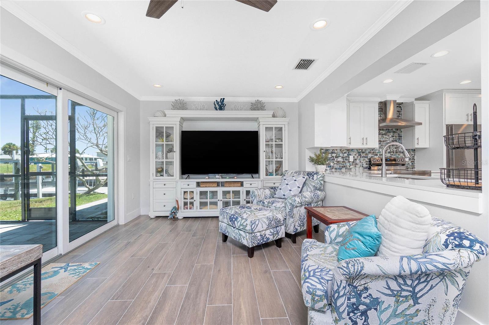 GROVE CITY SHORE - Residential