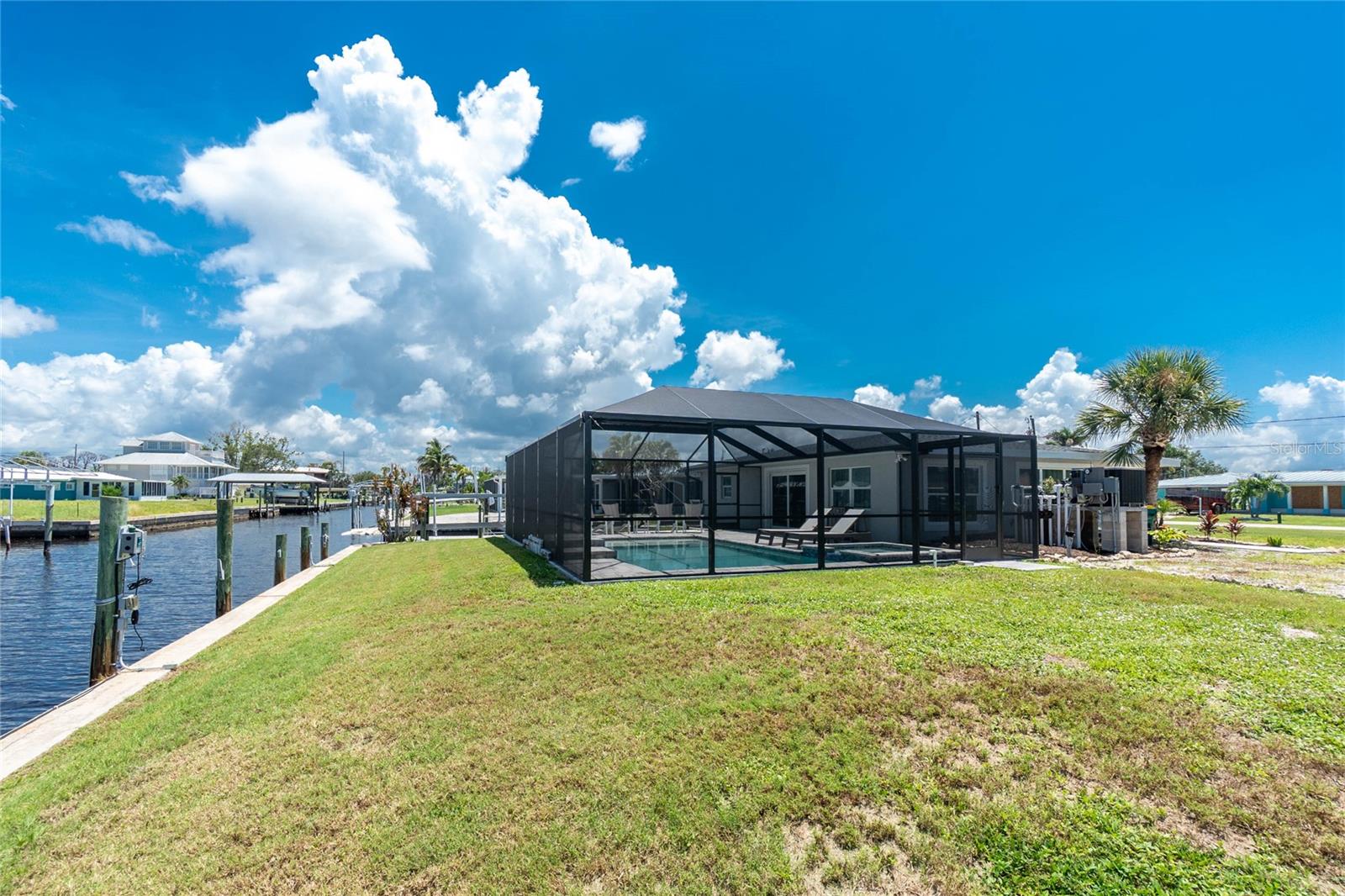 GROVE CITY SHORE - Residential