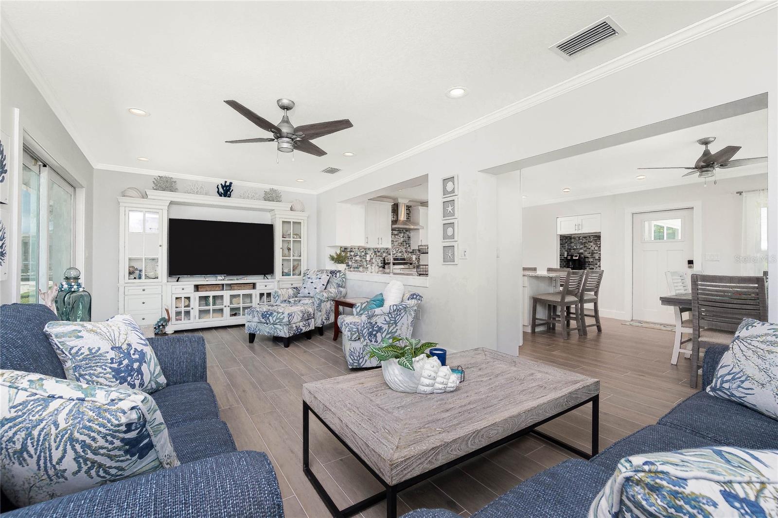 GROVE CITY SHORE - Residential