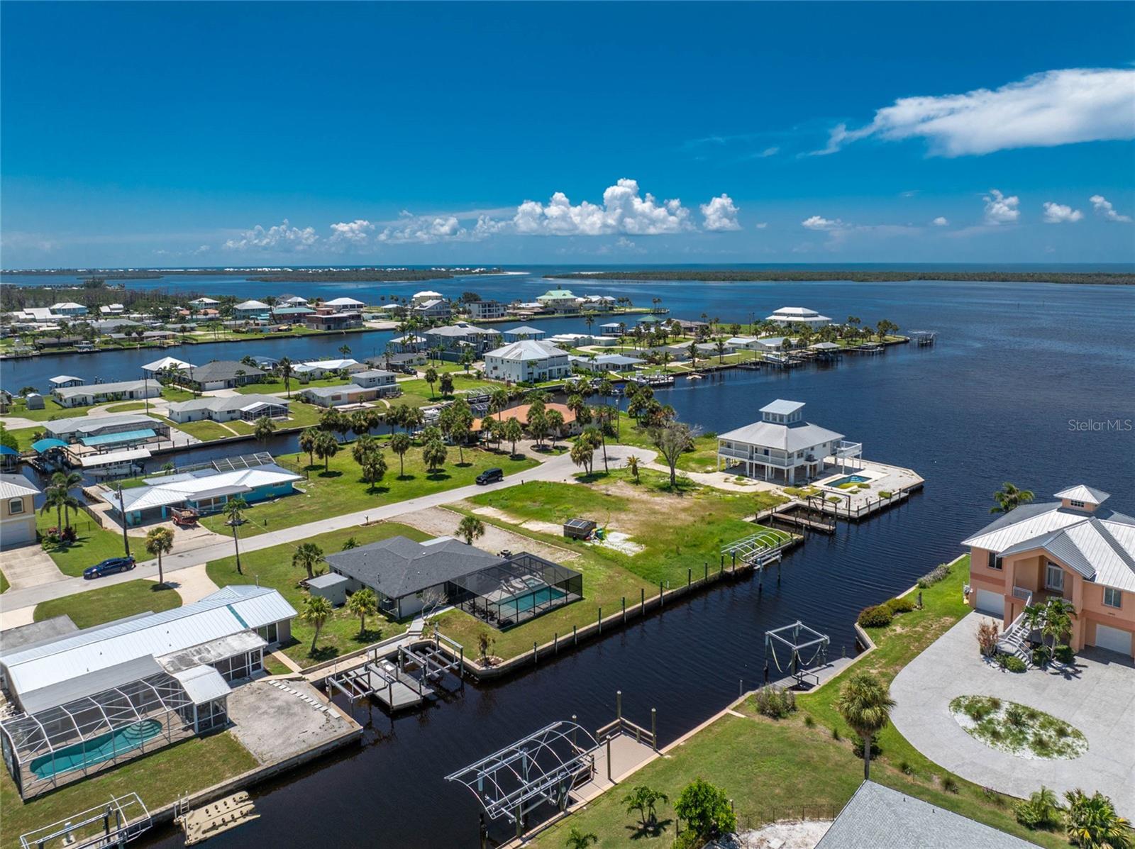 GROVE CITY SHORE - Residential