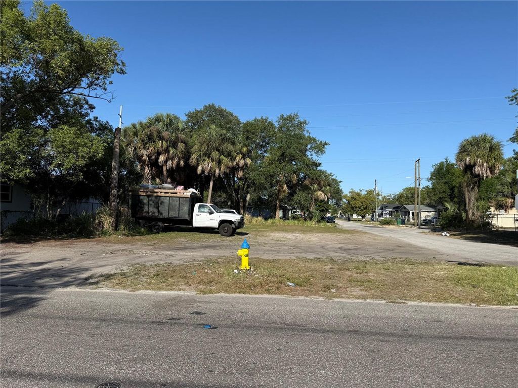 Photo of 3208 N 29th Street, Tampa, FL 33605 (MLS # TB8502501)