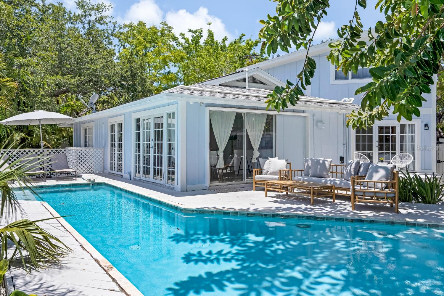 TWIN OAK POND - Residential