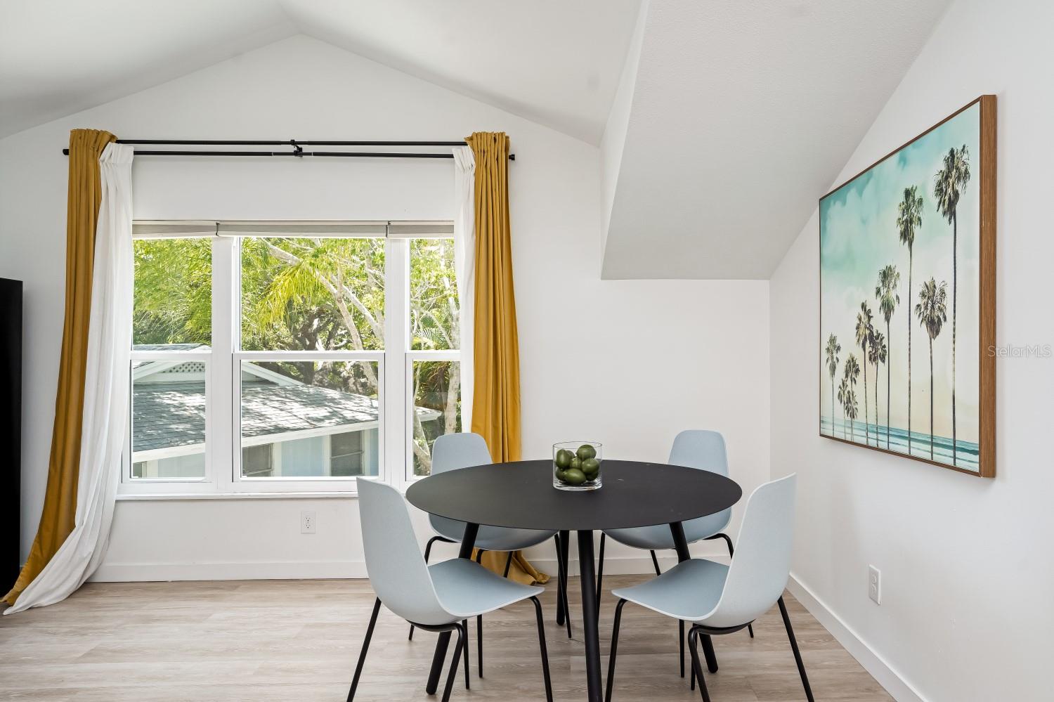 TWIN OAK POND - Residential