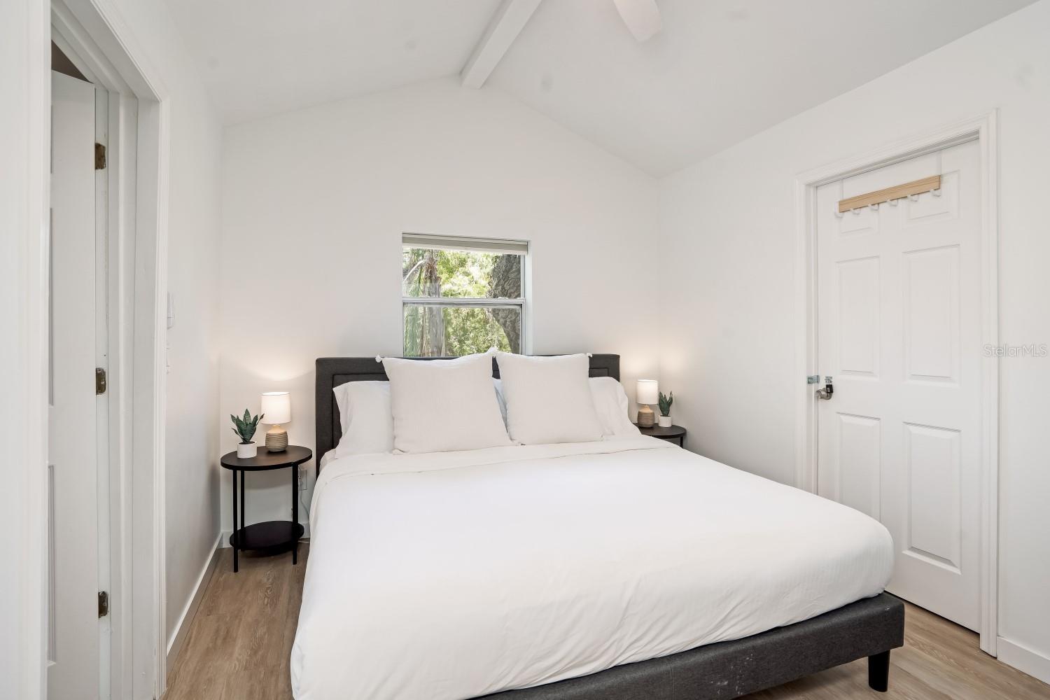 TWIN OAK POND - Residential