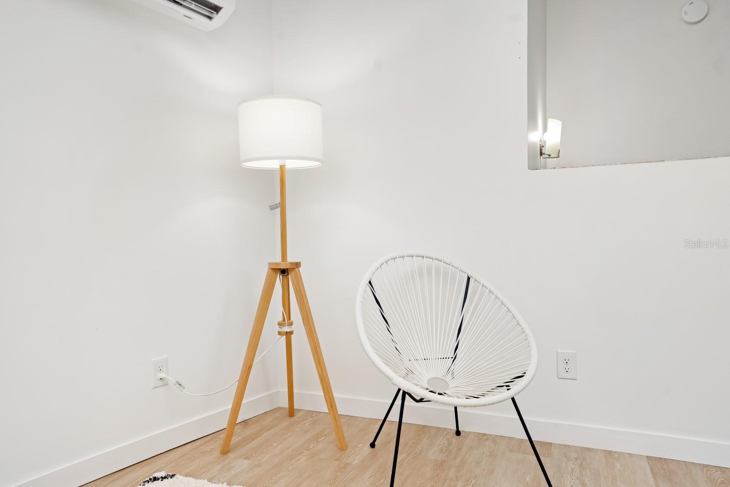 TWIN OAK POND - Residential