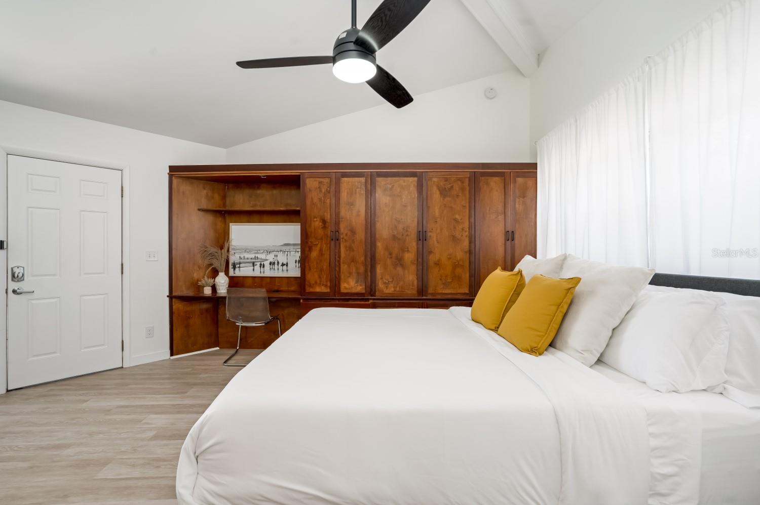 TWIN OAK POND - Residential