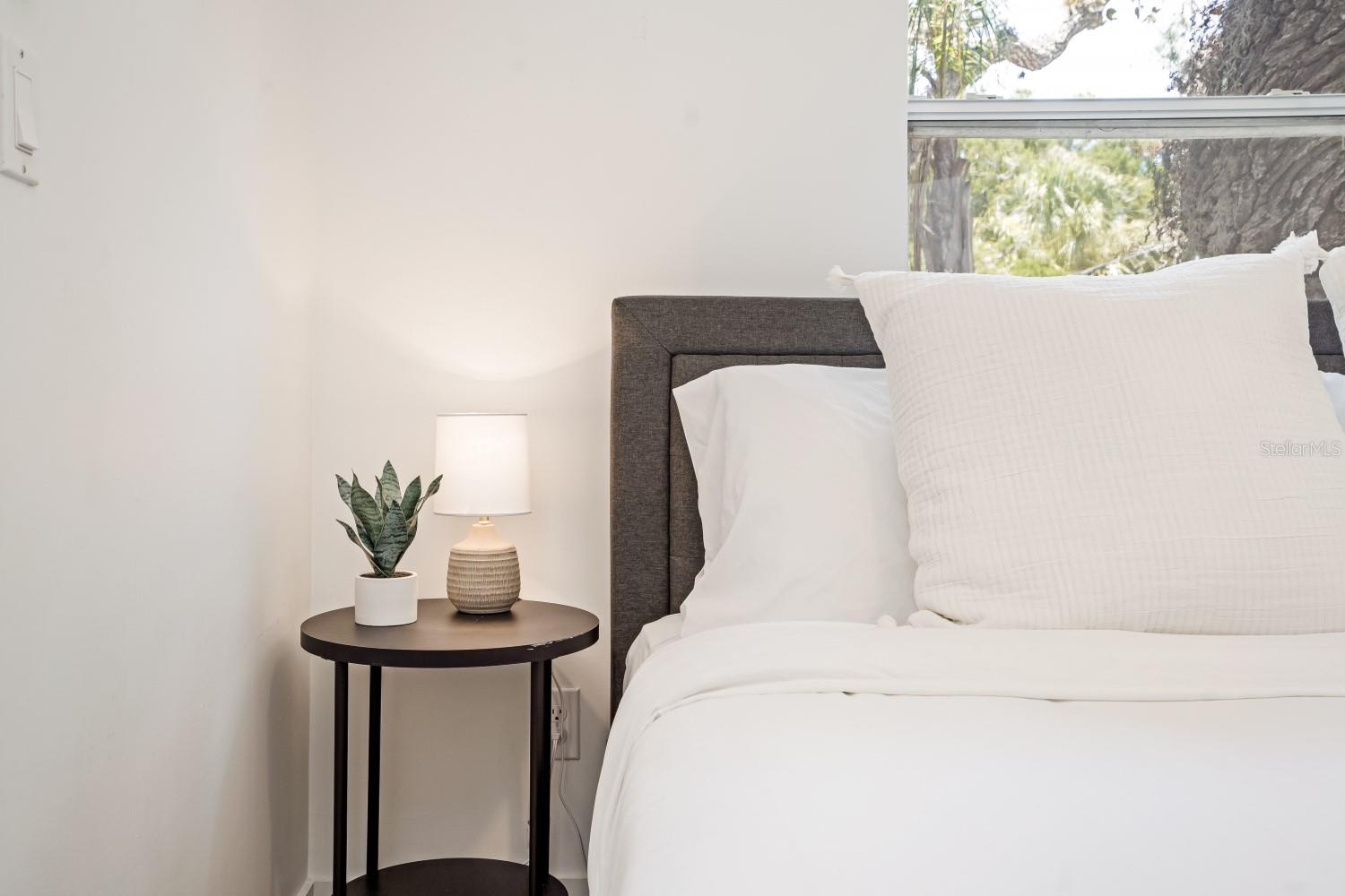 TWIN OAK POND - Residential