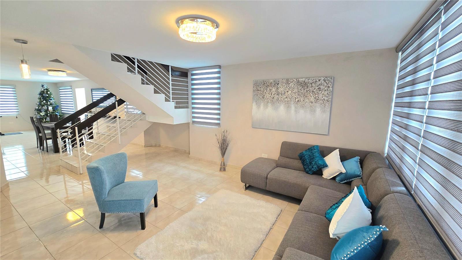 MONTECASINO HEIGHTS - Residential