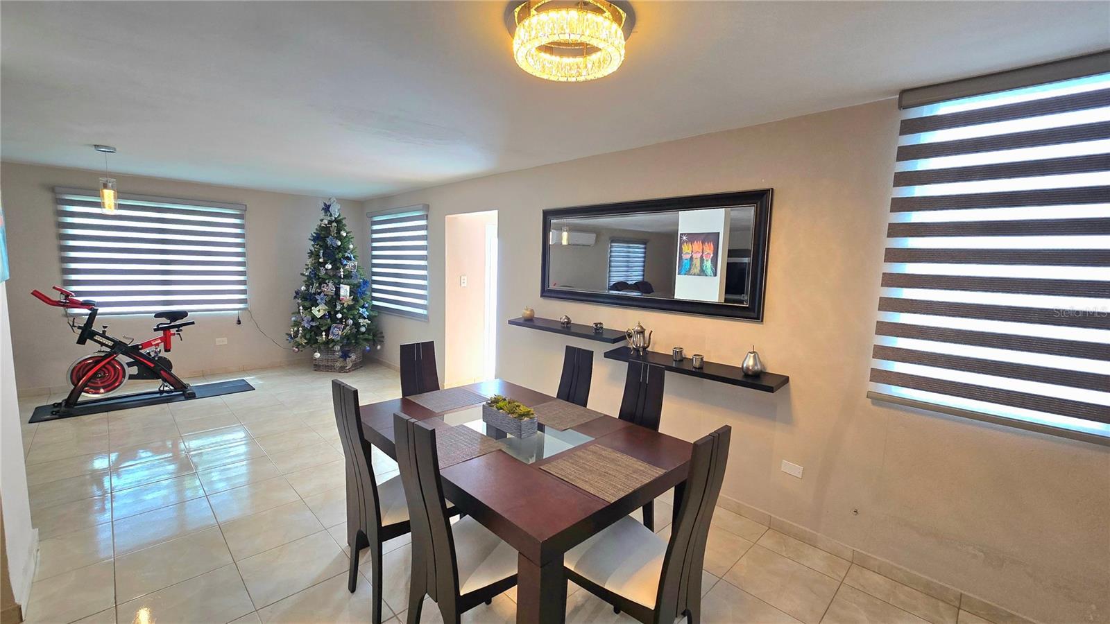 MONTECASINO HEIGHTS - Residential