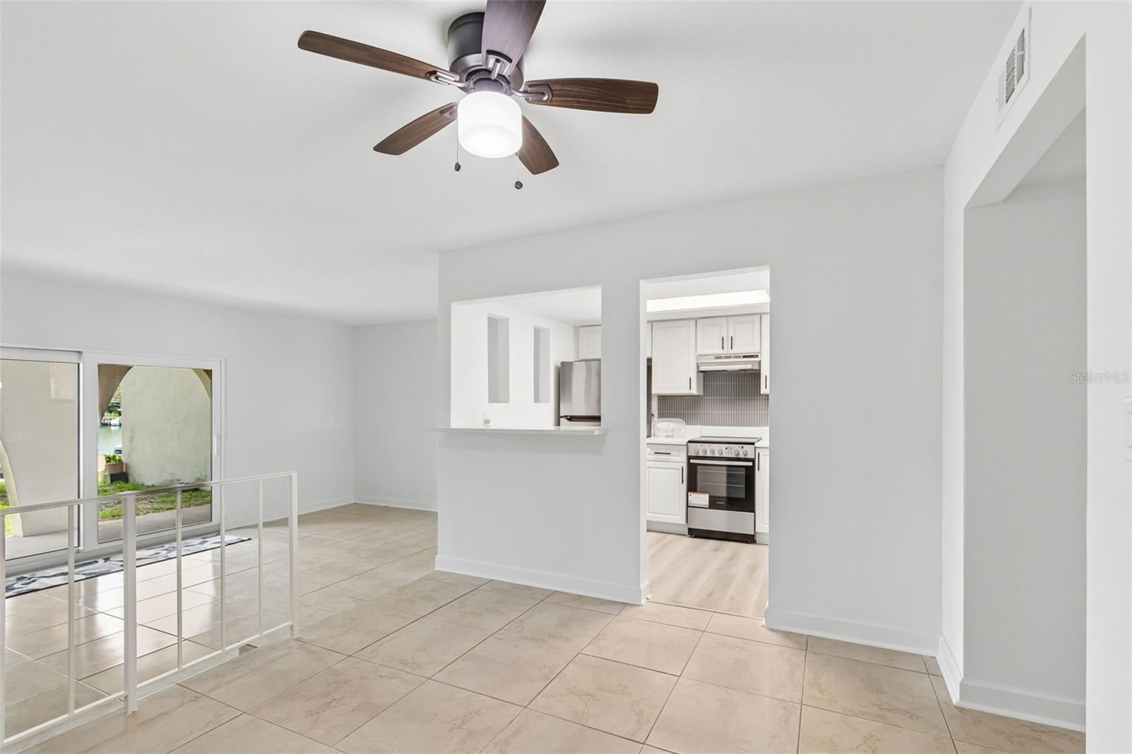 552 PLAZA SEVILLE COURT 97