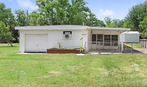 Photo of 4141 Transue Drive, Zephyrhills, FL 33542 (MLS # TB8431142)