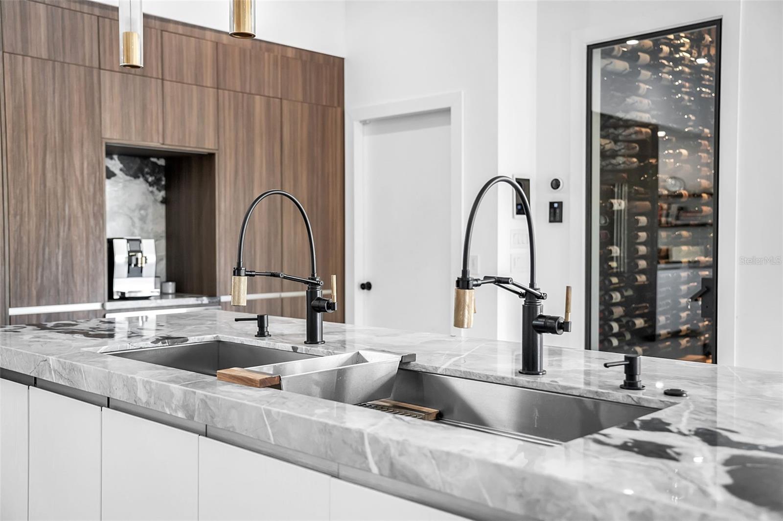 SAN REMO ESTATES - Residential