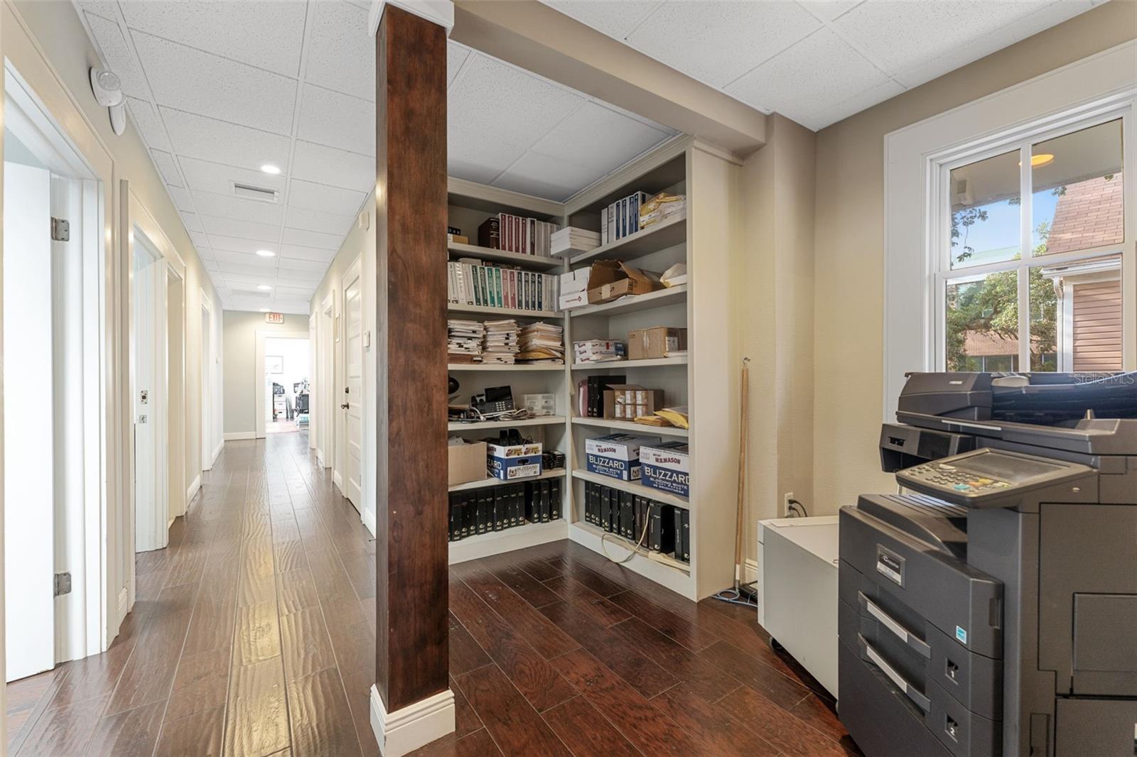 BAYSIDE - Commercial Lease