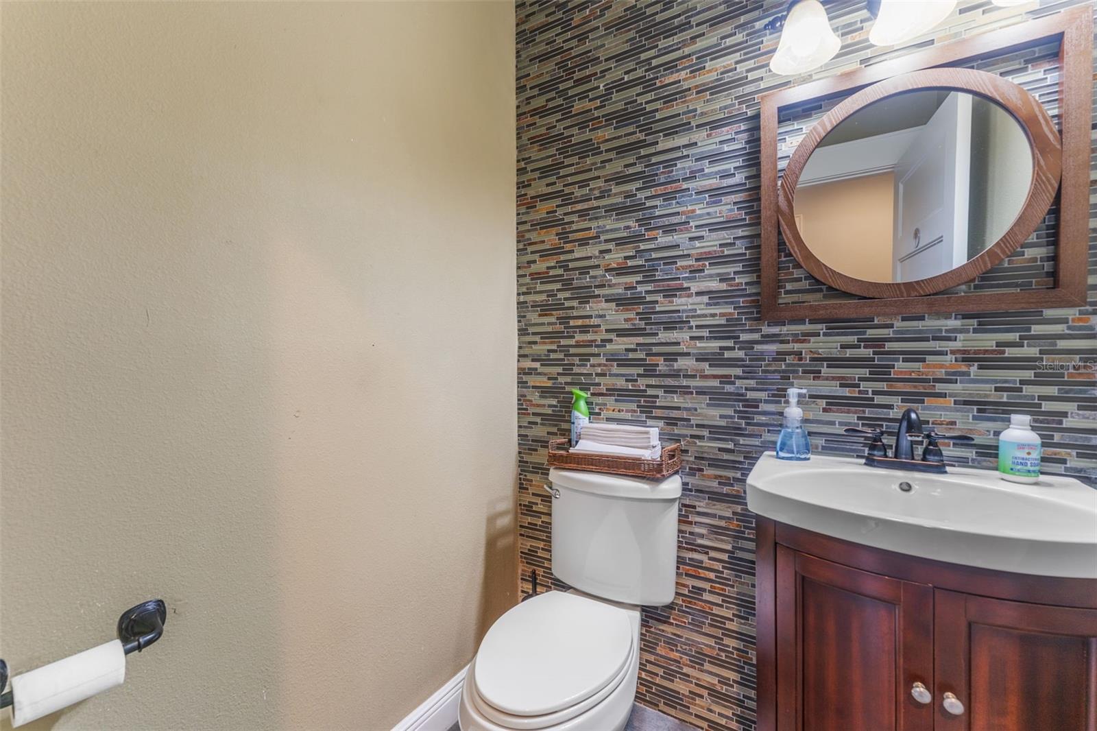 BAYSIDE - Commercial Lease
