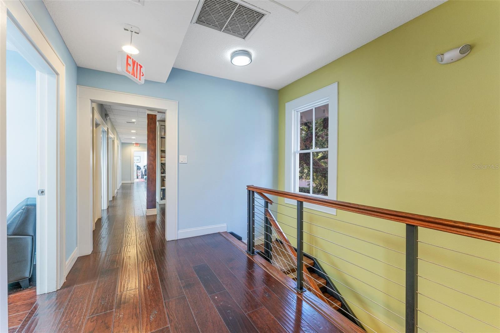 BAYSIDE - Commercial Lease