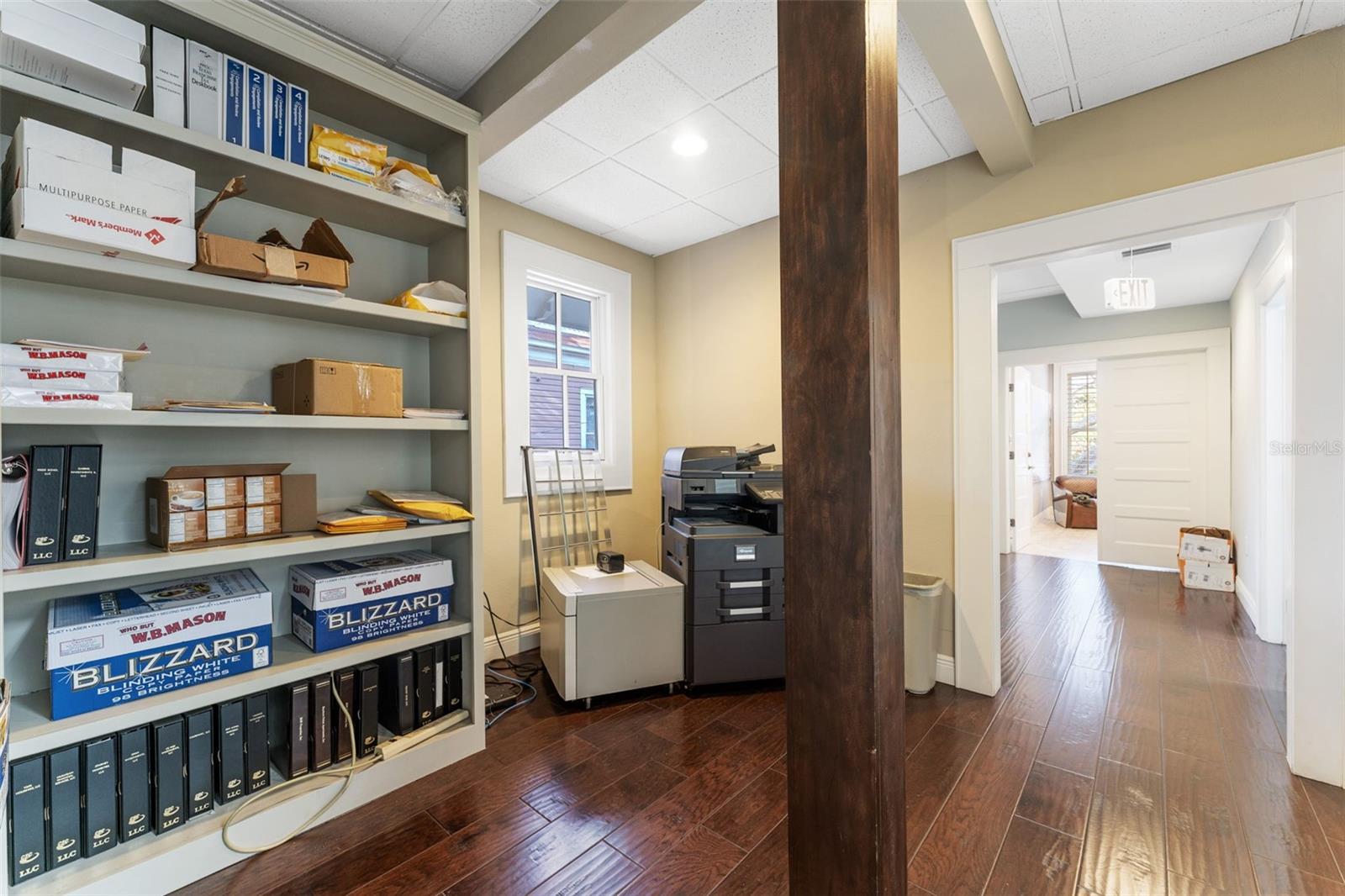 BAYSIDE - Commercial Lease