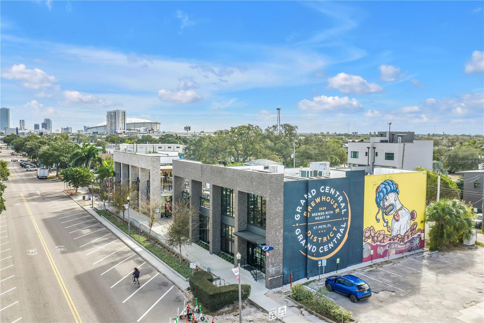 EAST ROSELAWN - Residential