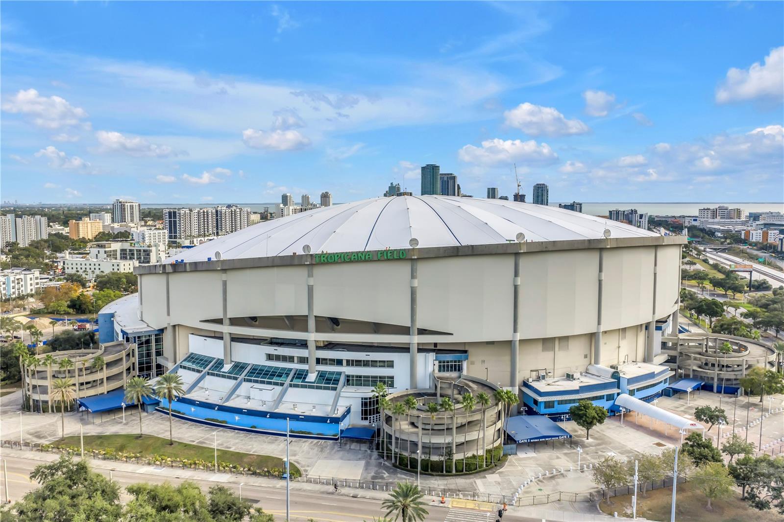 EAST ROSELAWN - Residential