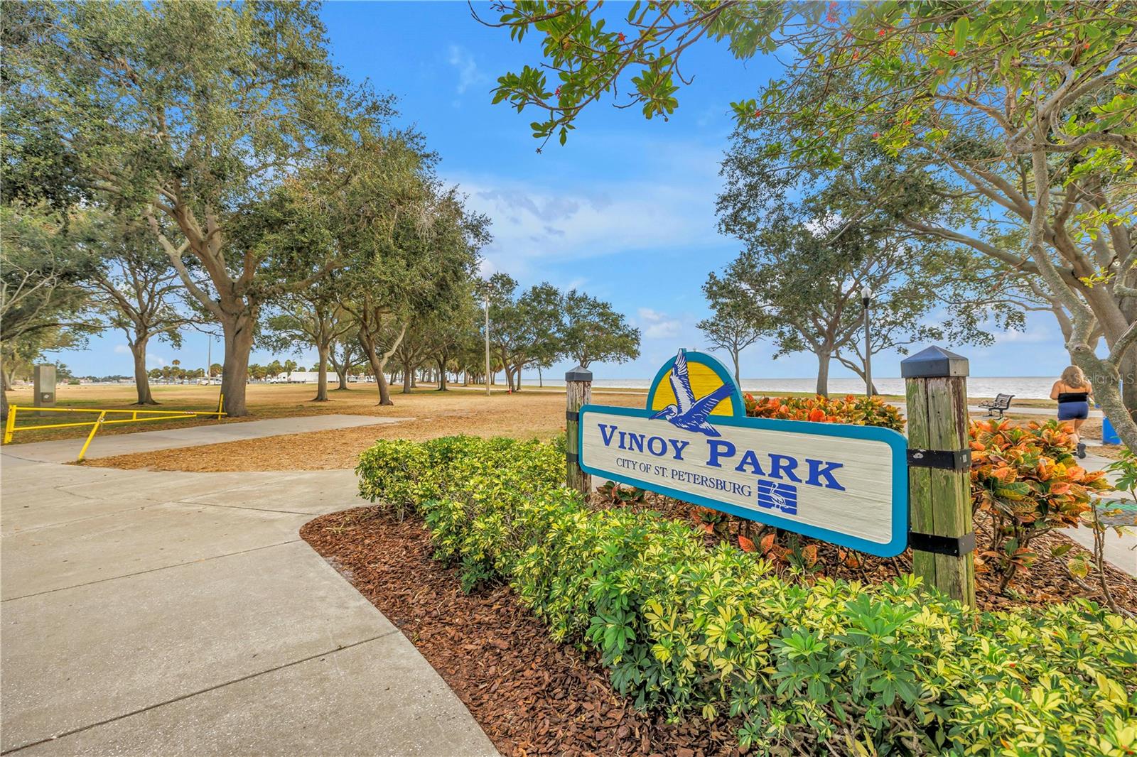 EAST ROSELAWN - Residential