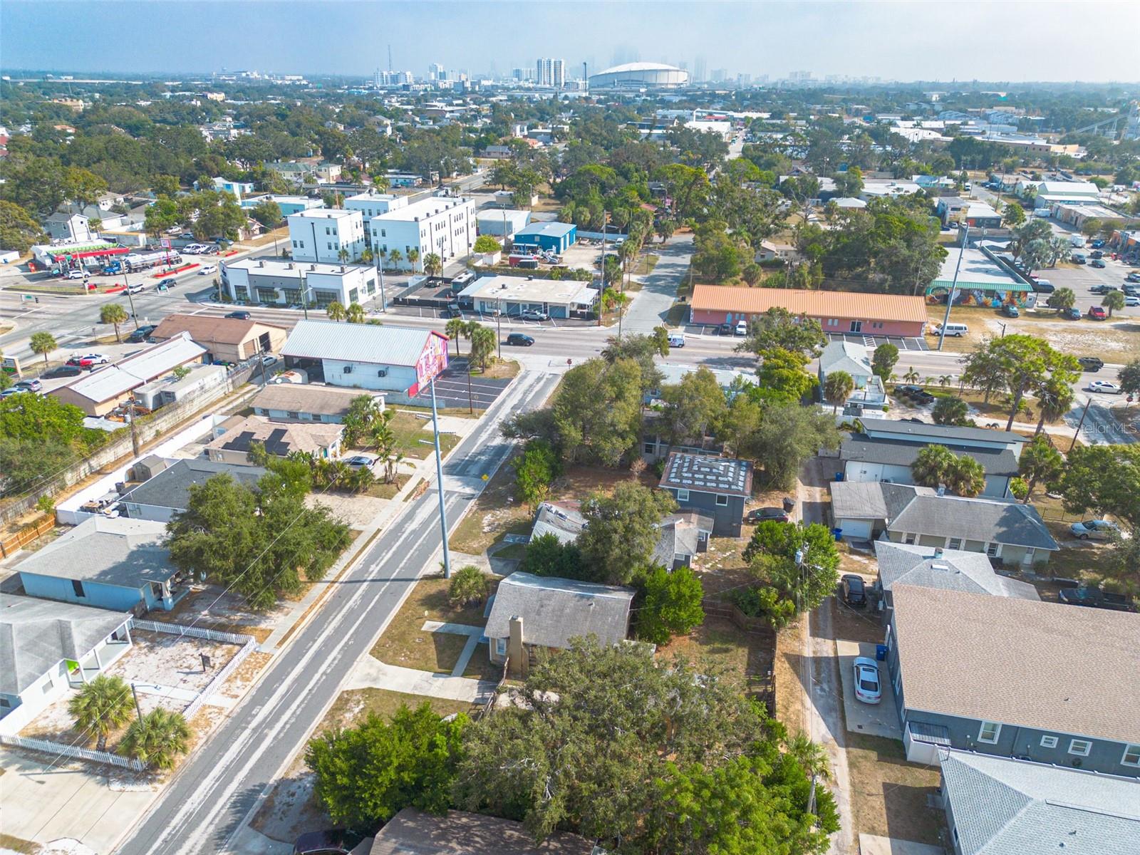 EAST ROSELAWN - Residential