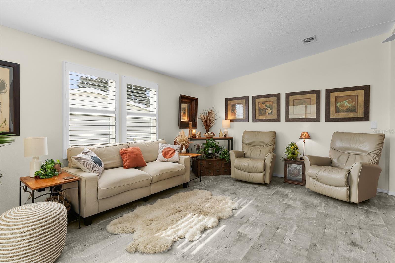 Photo 13 of 31 of 1725 PEBBLE BEACH LANE mobile home