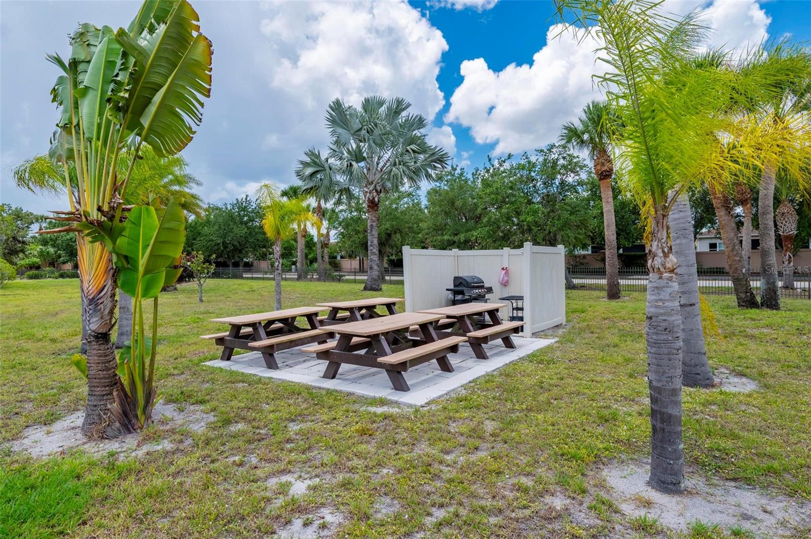 TALA LAKES PH 02 - Residential