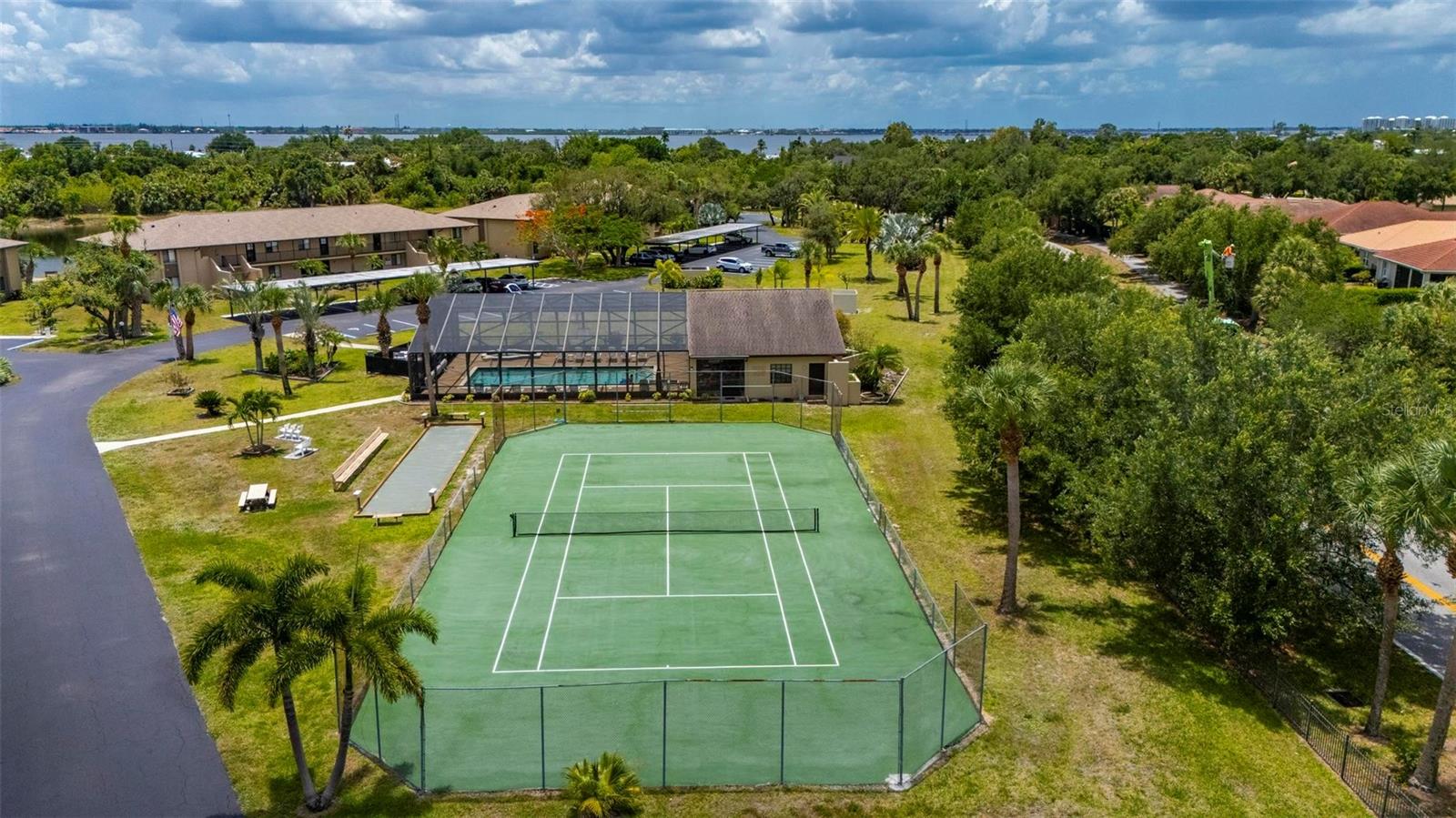 TALA LAKES PH 02 - Residential