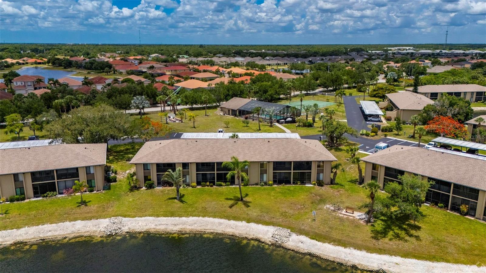TALA LAKES PH 02 - Residential