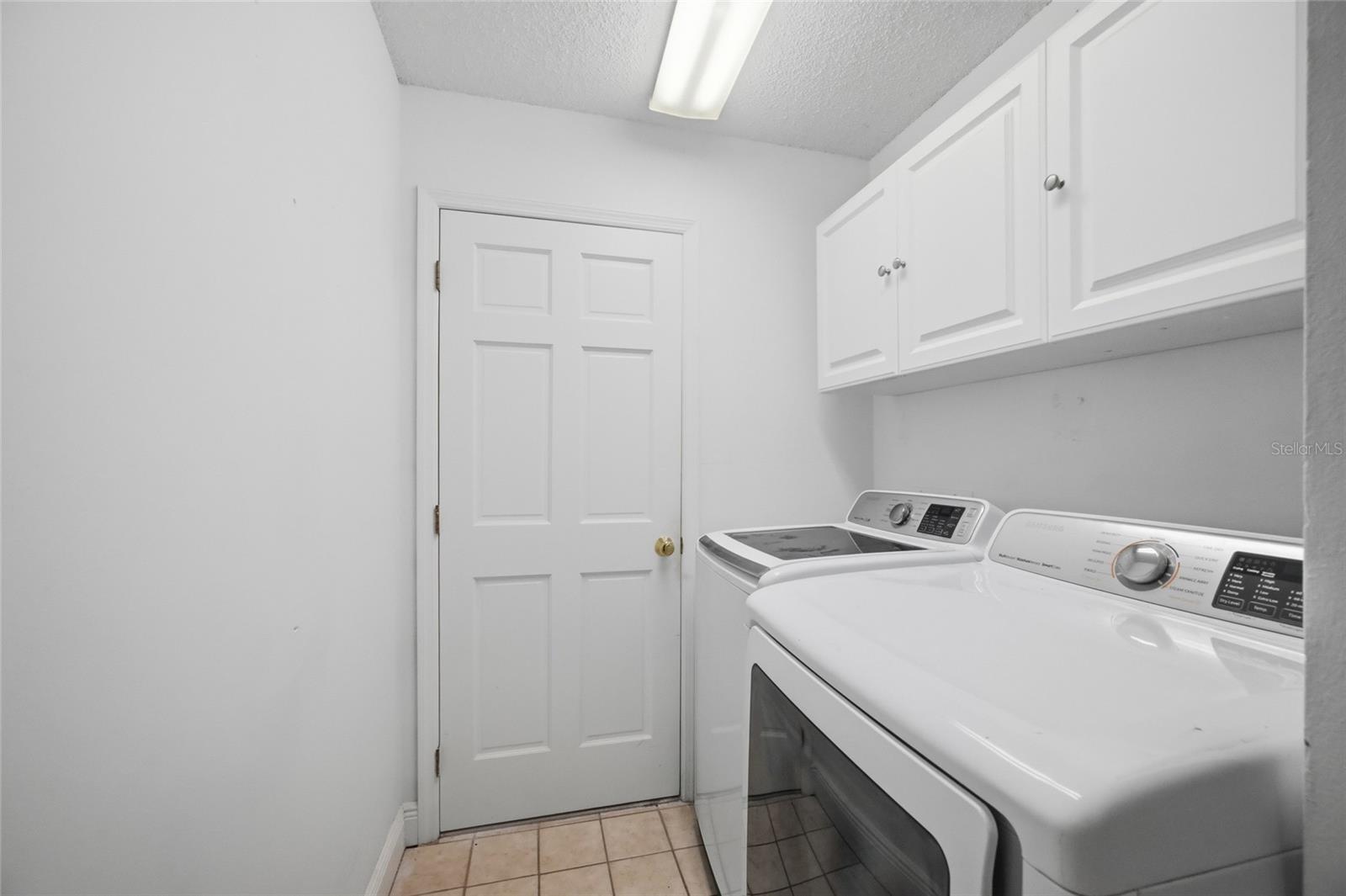 TAMPA PALMS 2C UNIT 1 - Residential
