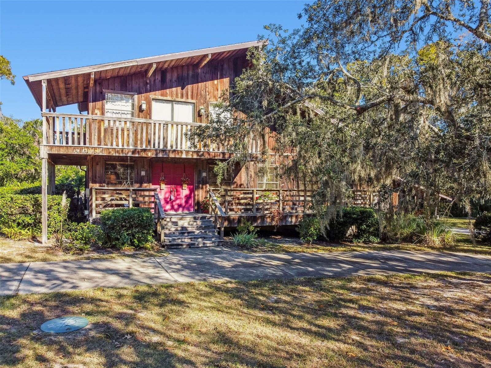 GOLDEN ACRES - Residential