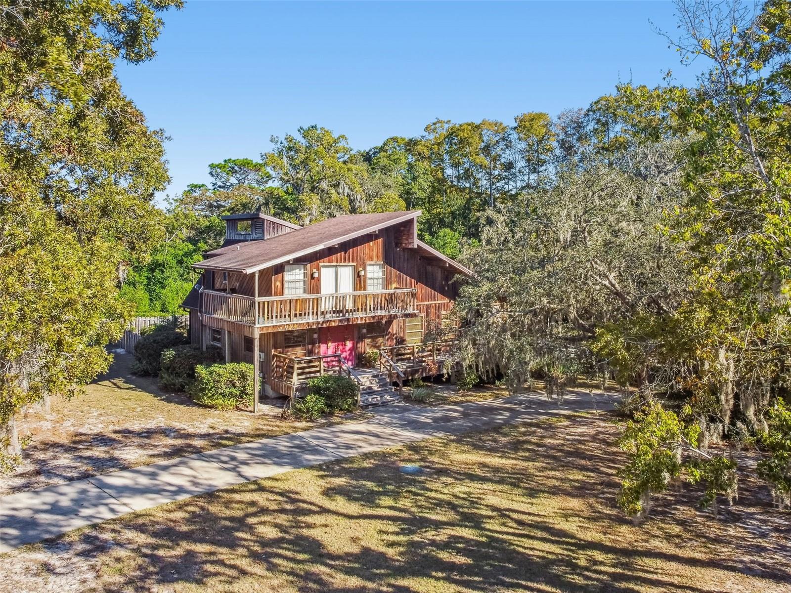 GOLDEN ACRES - Residential