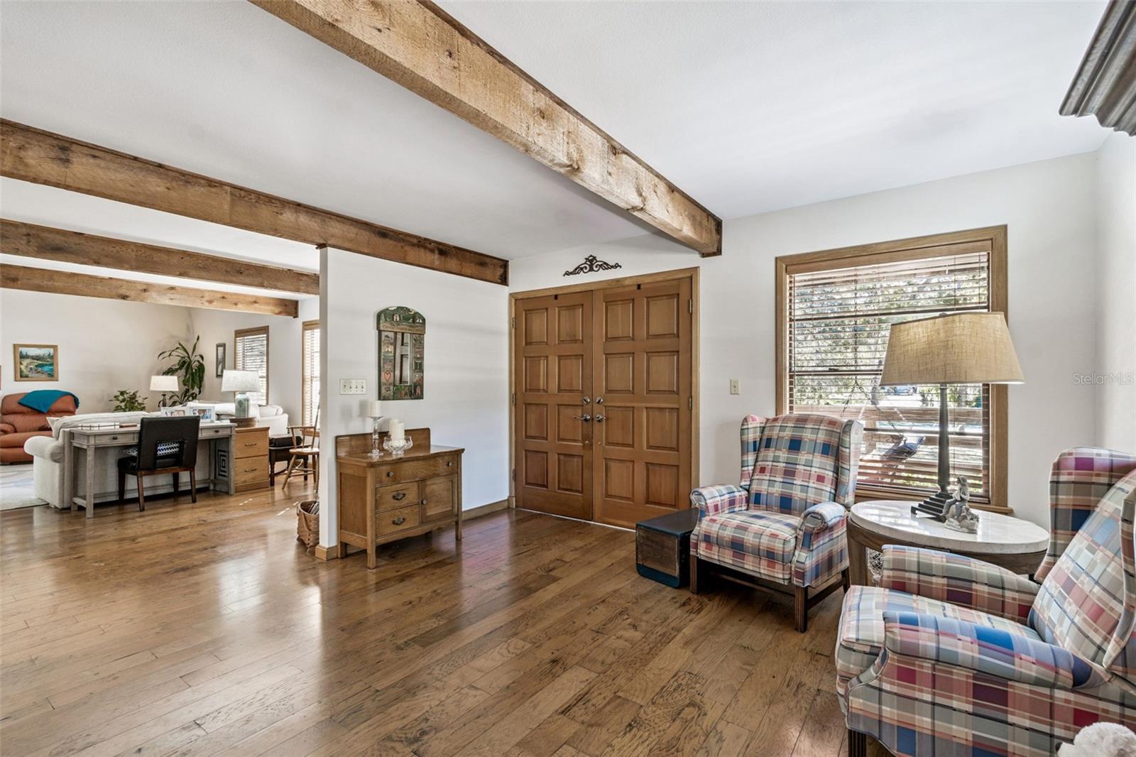 GOLDEN ACRES - Residential