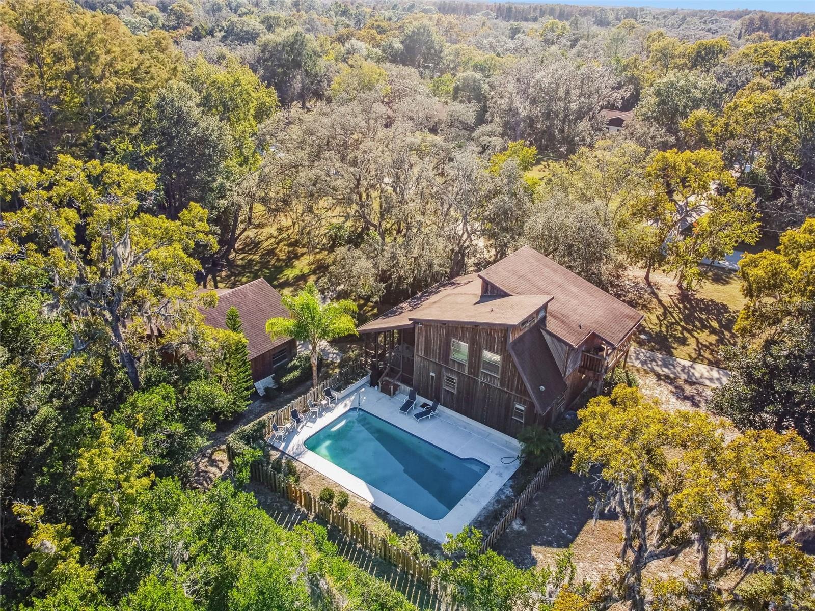 GOLDEN ACRES - Residential