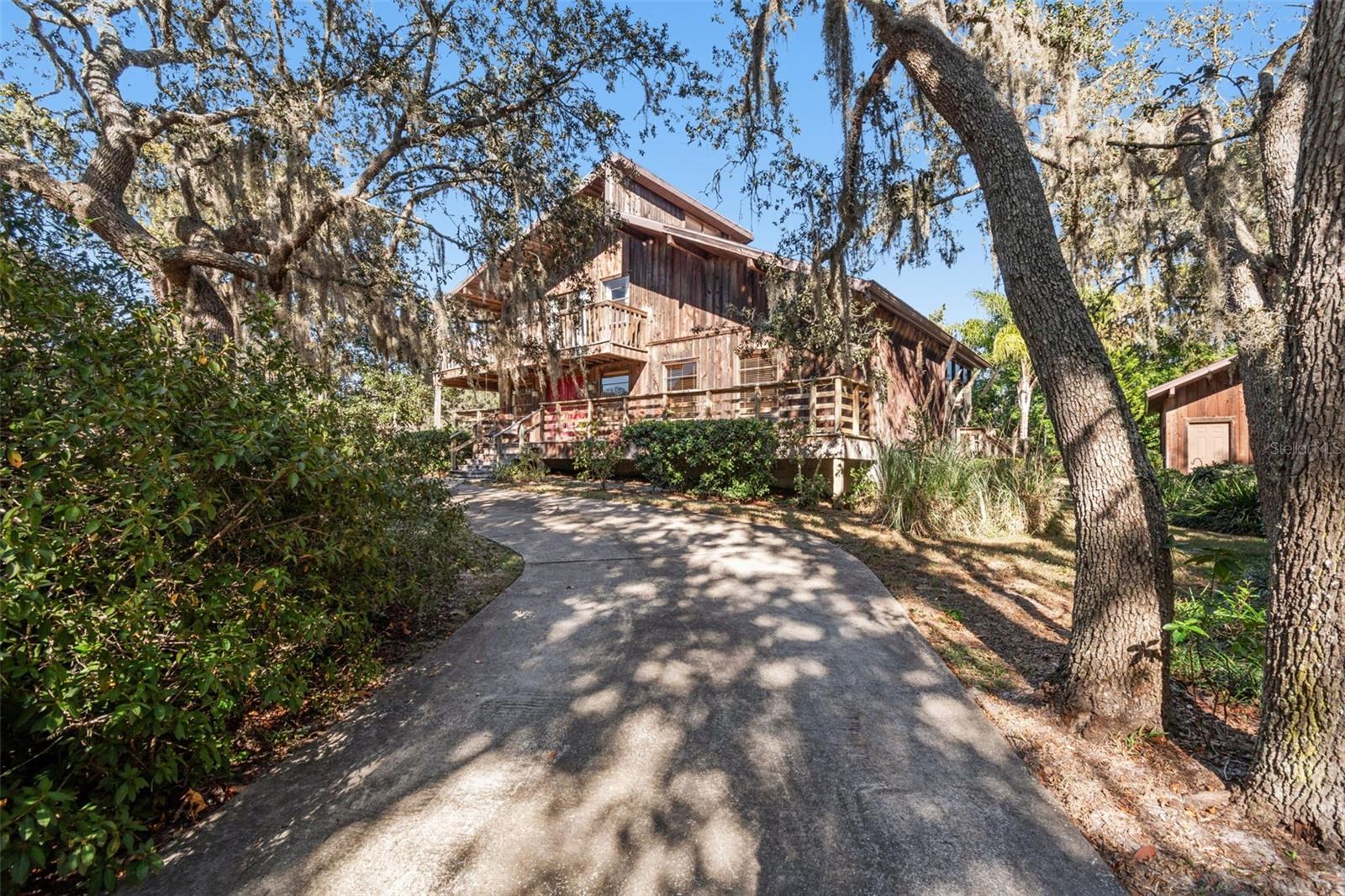 GOLDEN ACRES - Residential