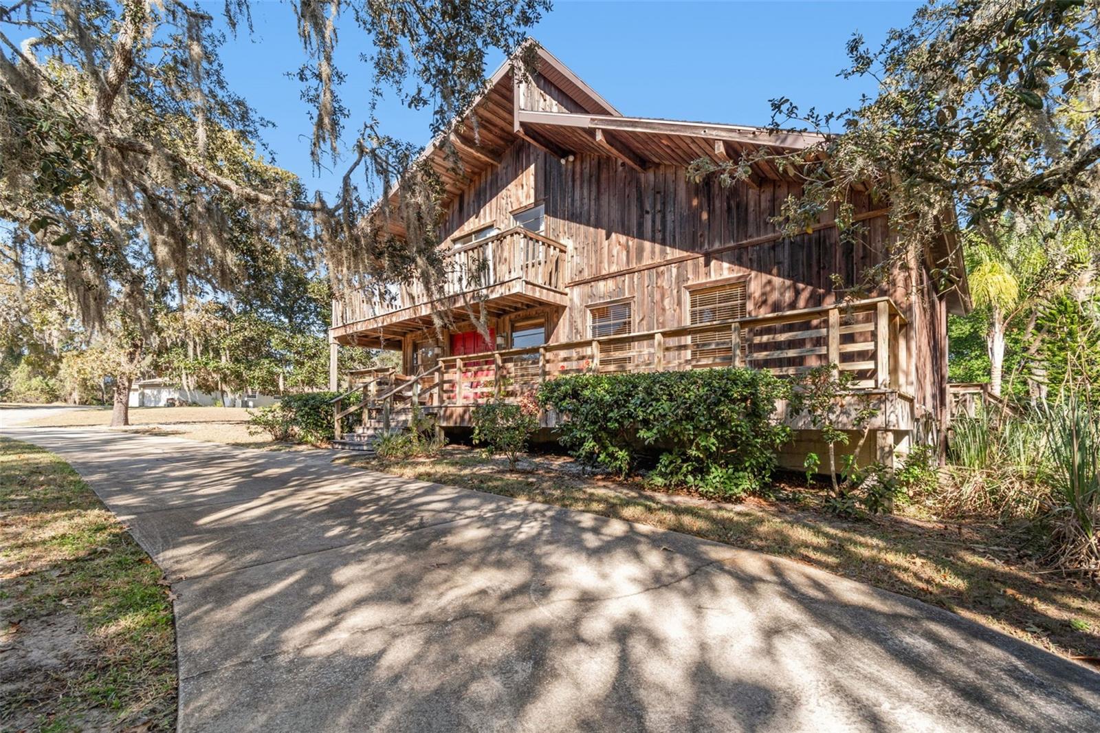 GOLDEN ACRES - Residential