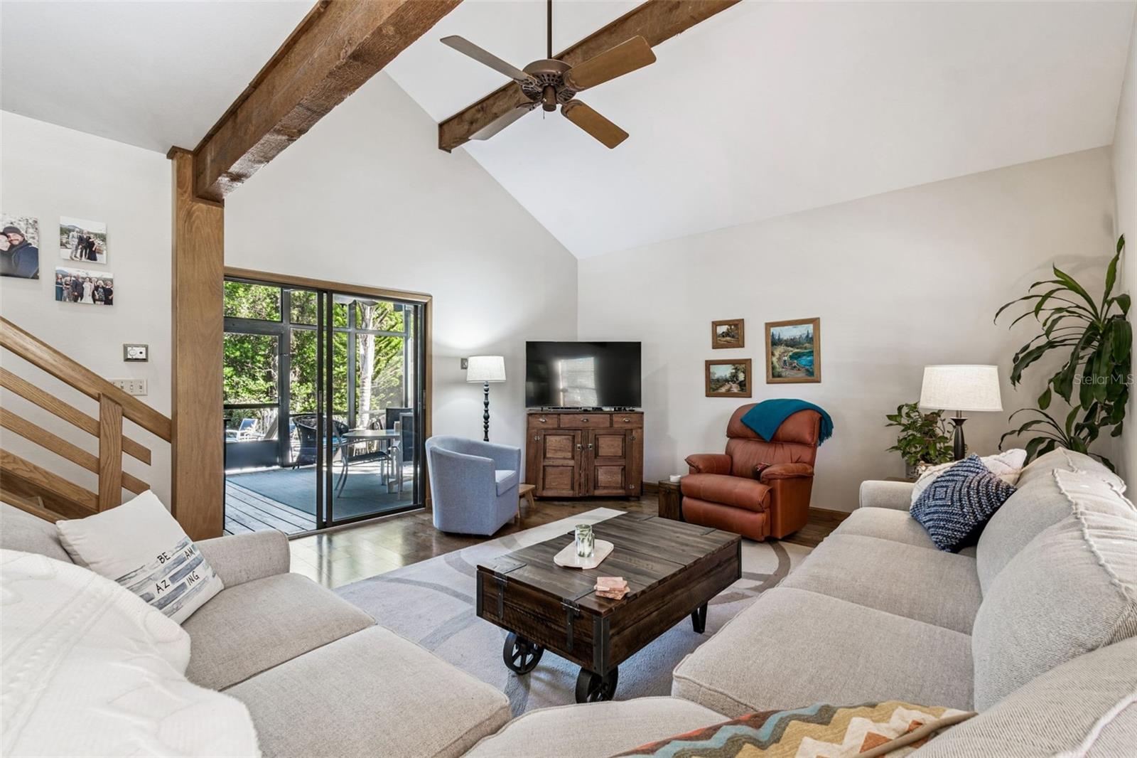 GOLDEN ACRES - Residential