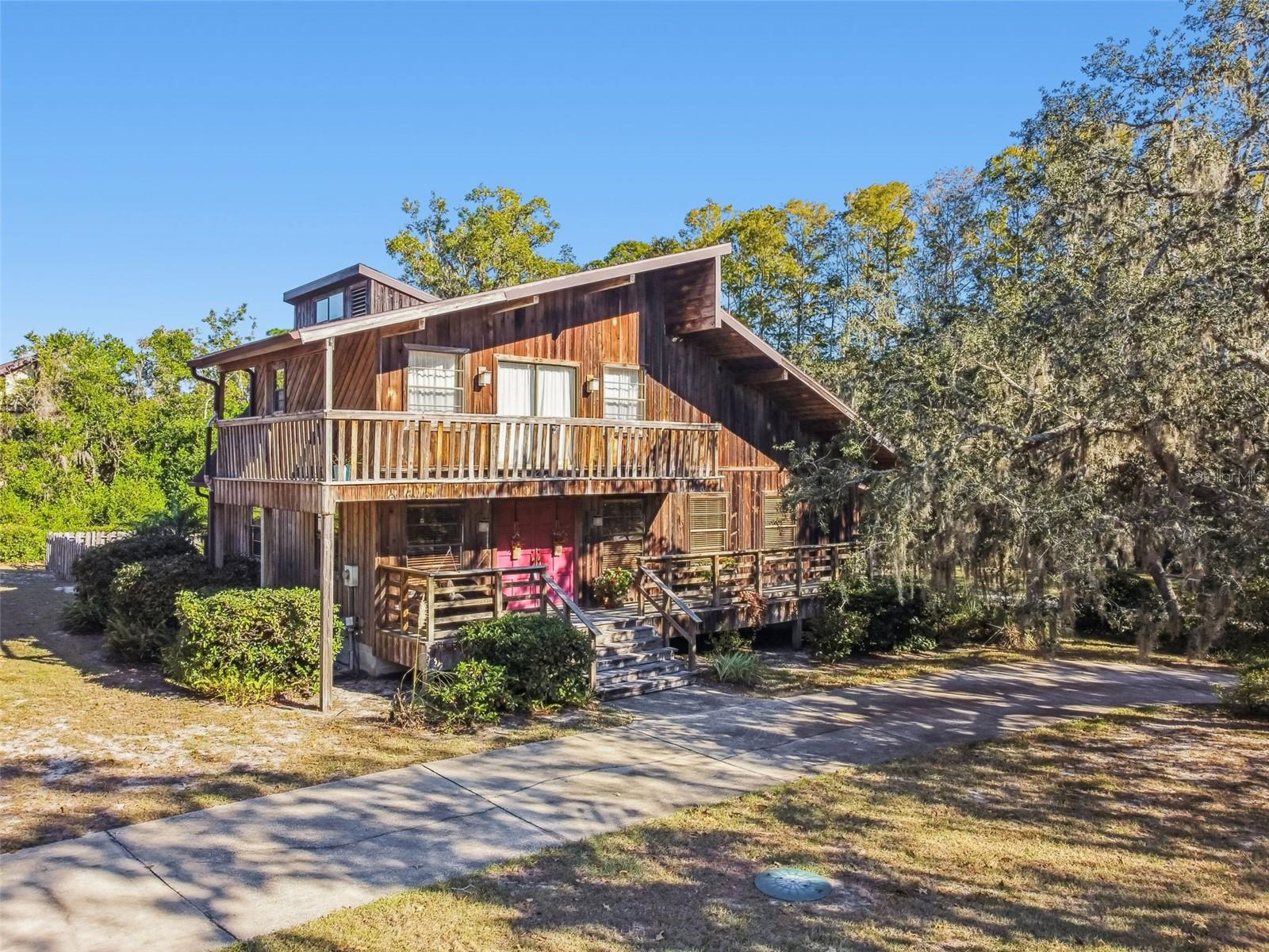 GOLDEN ACRES - Residential