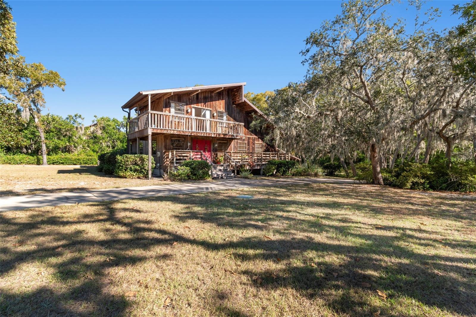 GOLDEN ACRES - Residential