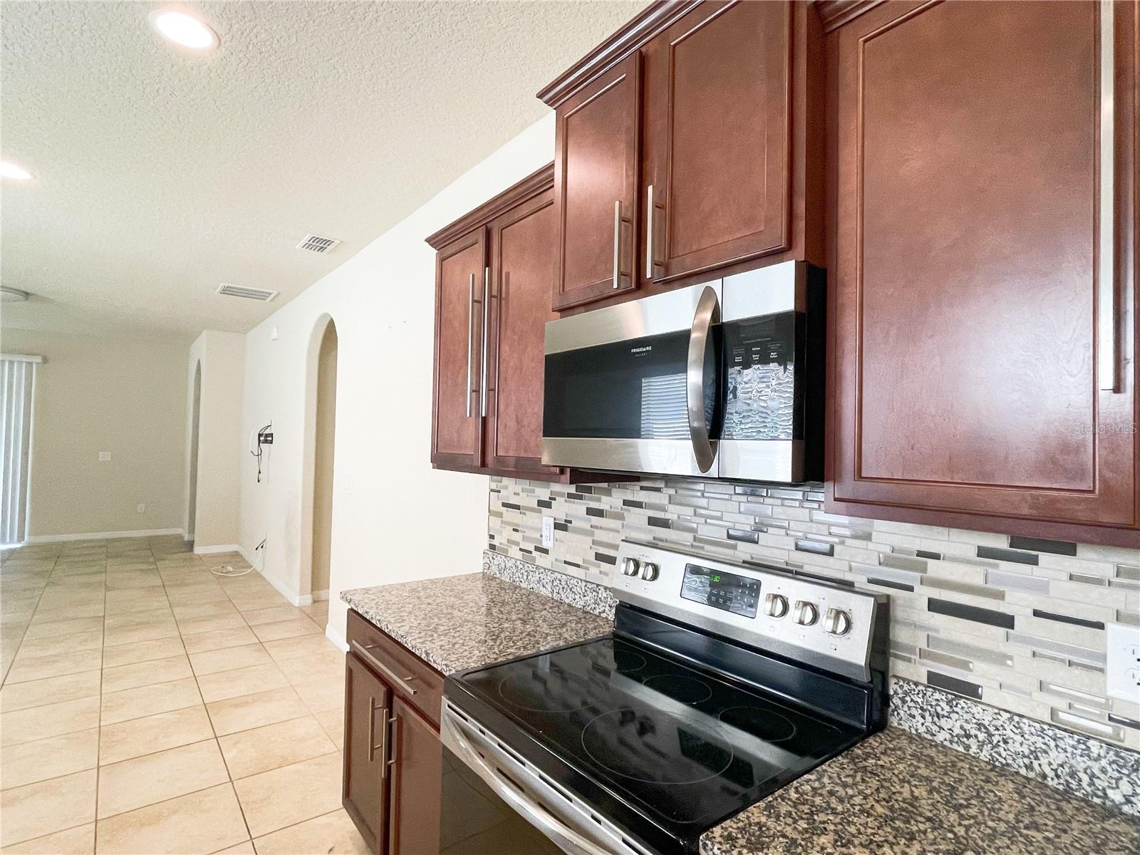 16229 PEBBLE BLUFF LOOP