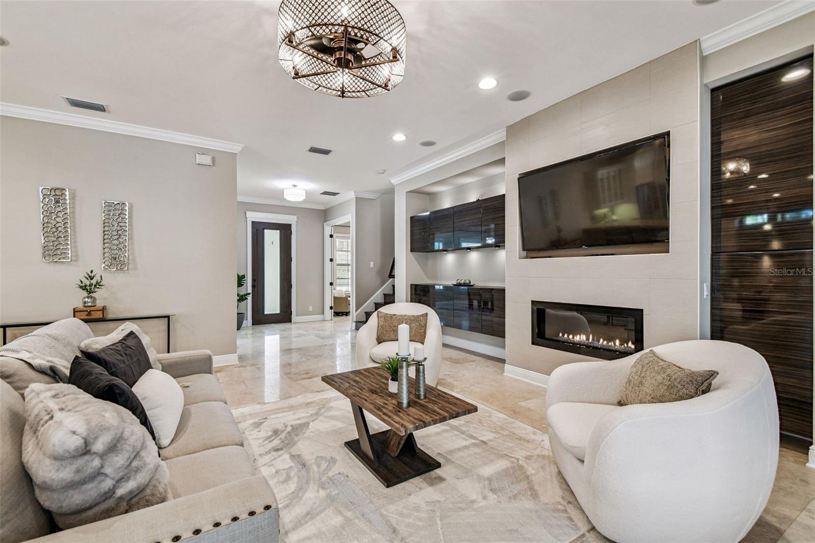 LYNWOOD - Residential