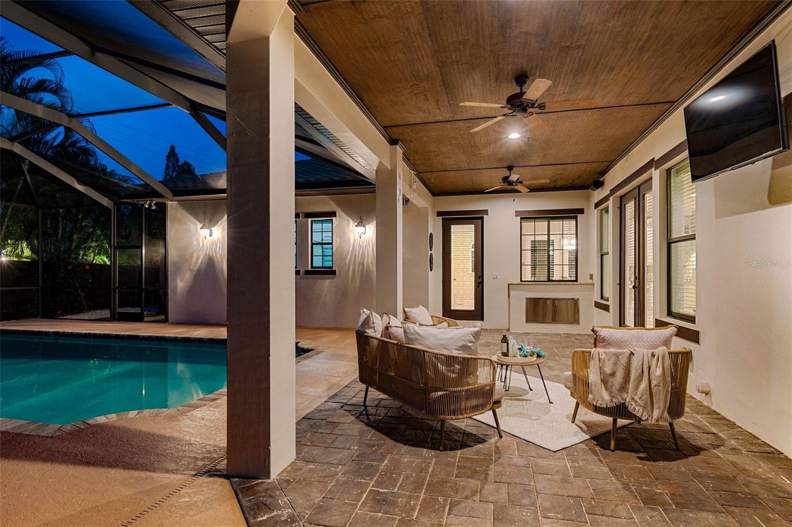 LYNWOOD - Residential