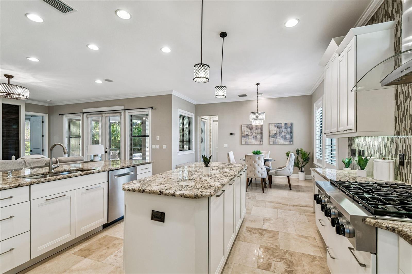 LYNWOOD - Residential