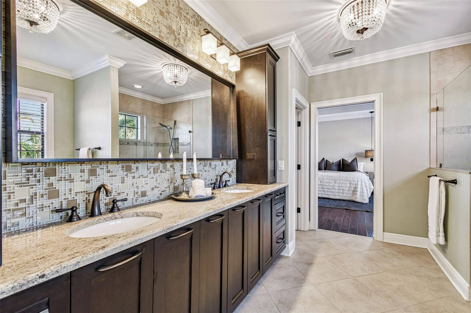 LYNWOOD - Residential