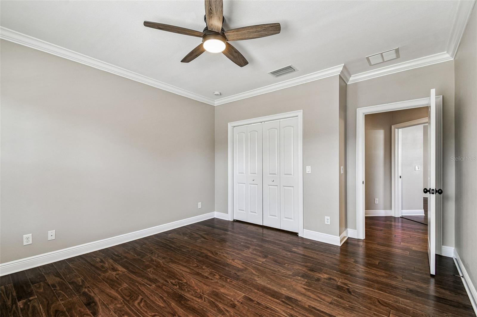 LYNWOOD - Residential