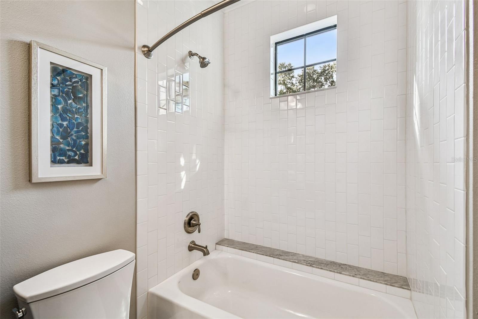 LYNWOOD - Residential