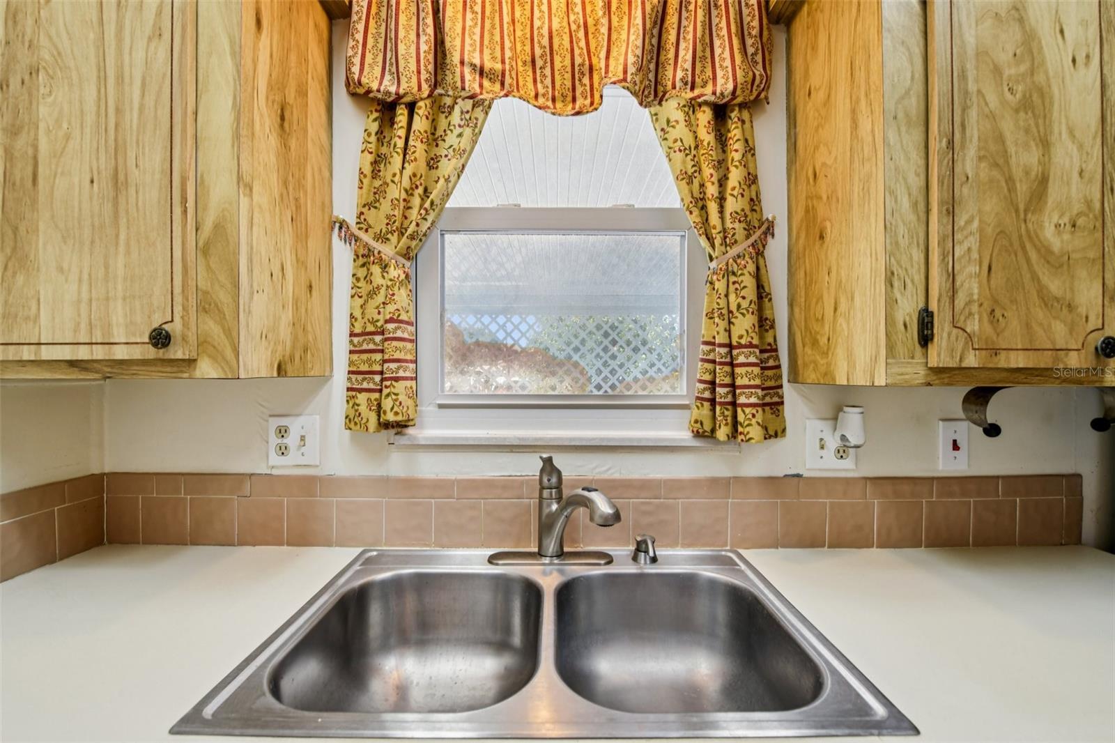 KOVE ESTATES COOP - Residential