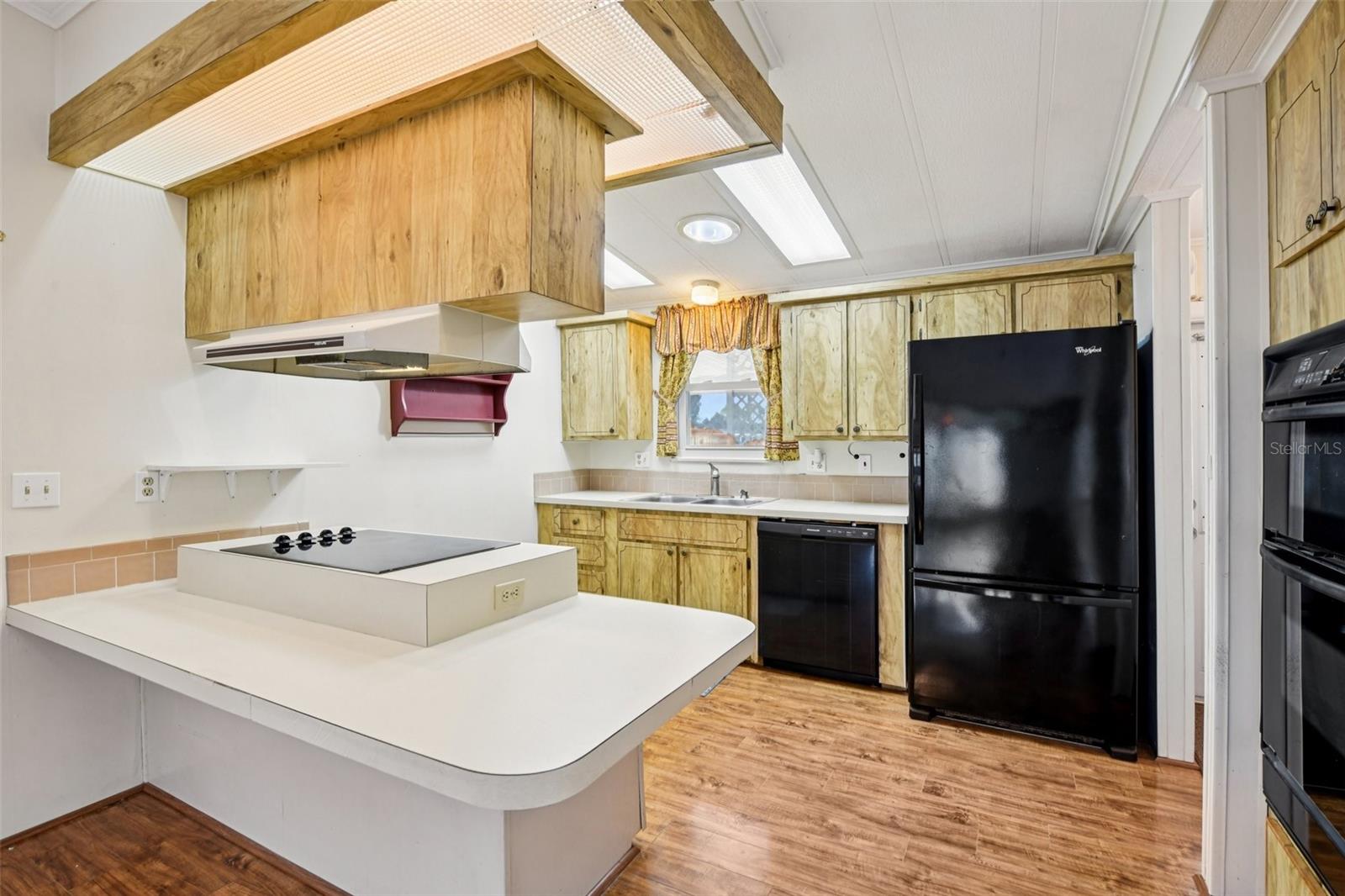 KOVE ESTATES COOP - Residential