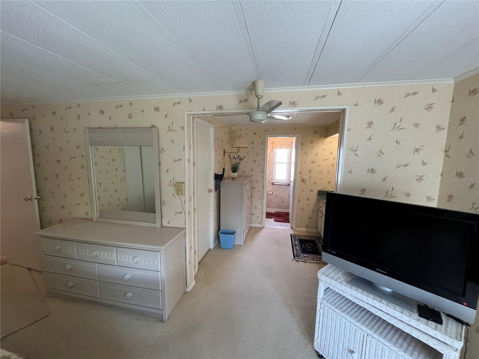 VENICE ISLE - Residential