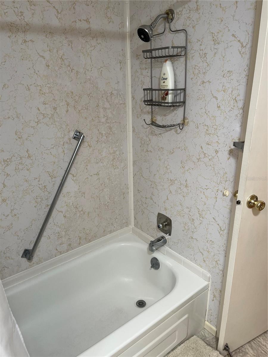 VENICE ISLE - Residential